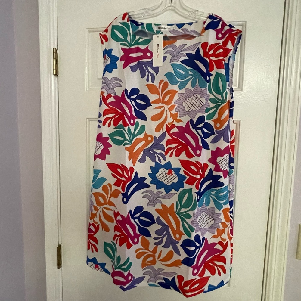 NWT OC Order Sleeveless Mini with Pockets